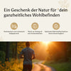  Mann joggt bei Sonnenuntergang – dargestellt als Symbol für ganzheitliches Wohlbefinden durch Schwarzkümmelöl von Golden Elements